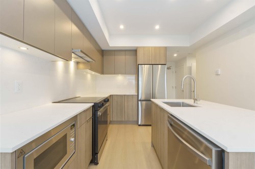 W507-10828 139A Street, Surrey, BC 