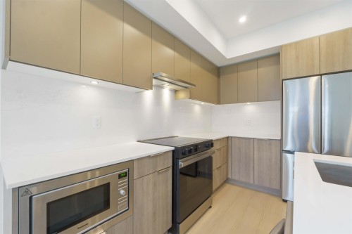 W507-10828 139A Street, Surrey, BC 