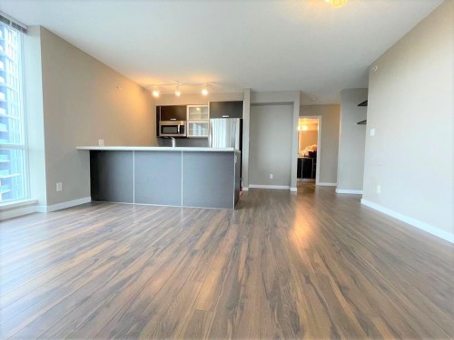 1204-9981 Whalley Boulevard, Surrey, BC 