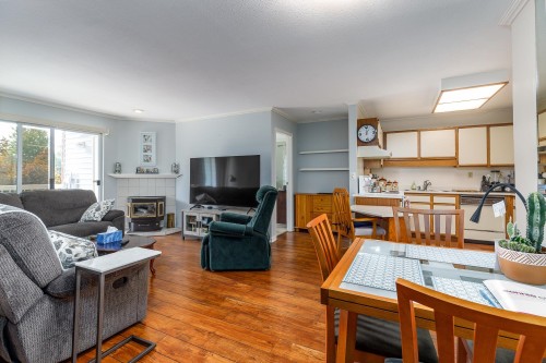 221-5379 205 Street, Langley, BC 