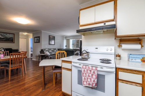 221-5379 205 Street, Langley, BC 