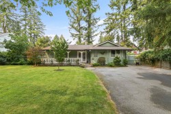 19927 37 Avenue  Langley, BC V3A 2S4