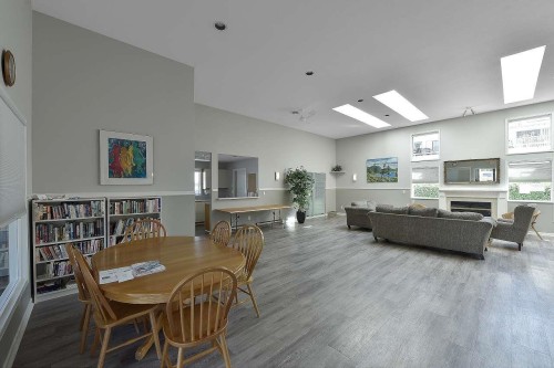 204-7156 121 Street, Surrey, BC 