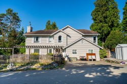 16143 9 Avenue  Surrey, BC V4A 8R4