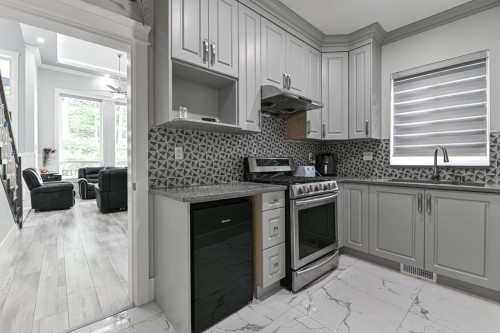 2725 Lefeuvre Road, Abbotsford, BC 