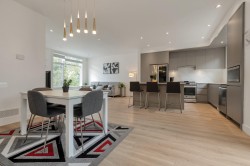 9-2328 167a Street  Surrey, BC V3Z 1H2