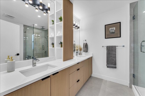 20489 74B Avenue, Langley, BC 