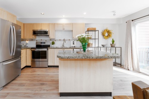 170-15168 36 Avenue, Surrey, BC 