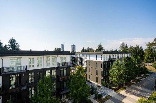 519-13963 105 Boulevard, Surrey, BC 