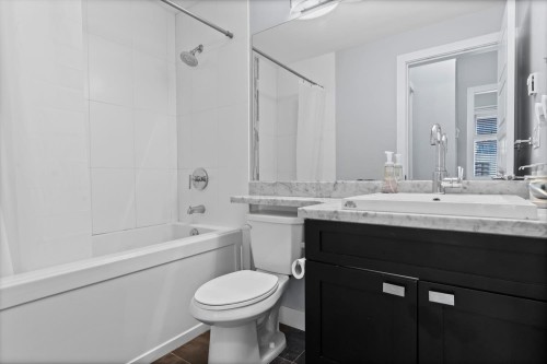 111-20058 Fraser Highway, Langley, BC 