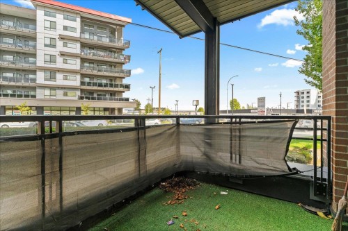 111-20058 Fraser Highway, Langley, BC 