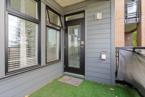 111-20058 Fraser Highway, Langley, BC 