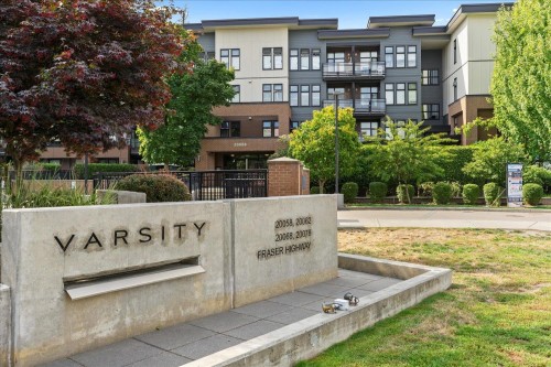 111-20058 Fraser Highway, Langley, BC 