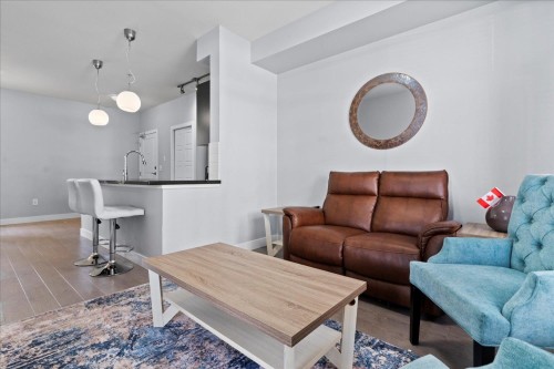 111-20058 Fraser Highway, Langley, BC 