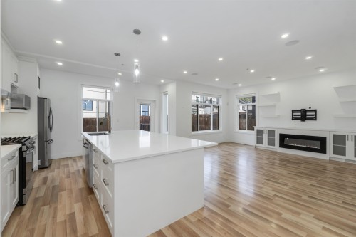 36689 Dianne Brook Avenue, Abbotsford, BC 