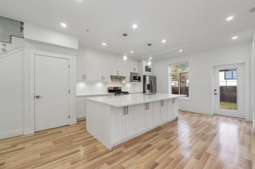 36689 Dianne Brook Avenue, Abbotsford, BC 