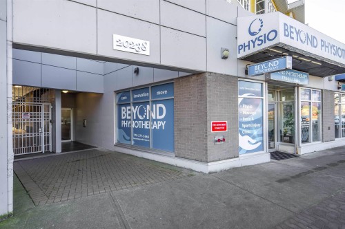 409-20238 Fraser Highway, Langley, BC 