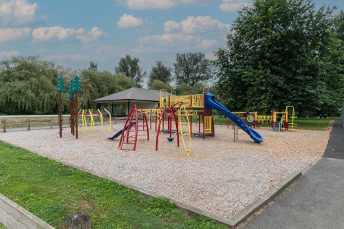 2-5924 Riverside Street, Abbotsford, BC 