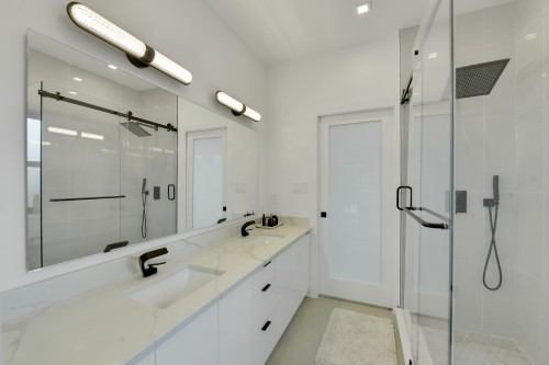 15711 Aster Road, Surrey, BC 