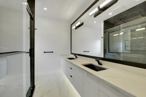 15711 Aster Road, Surrey, BC 