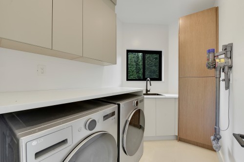 15711 Aster Road, Surrey, BC 