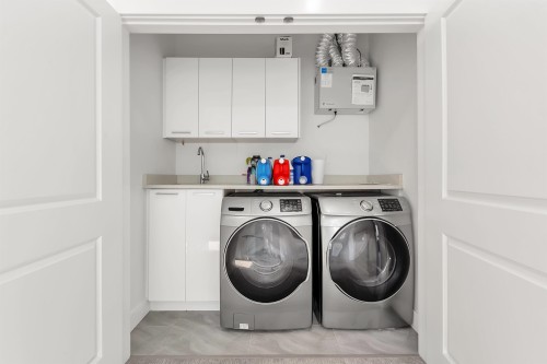 12785 59A Avenue, Surrey, BC 