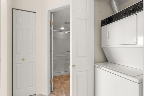 404-1576 Merklin Street, White Rock, BC 