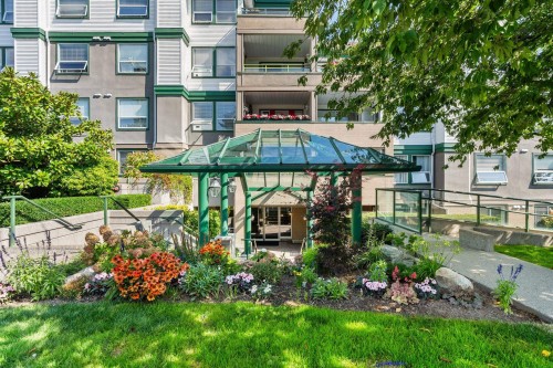 404-1576 Merklin Street, White Rock, BC 