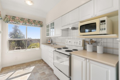 404-1576 Merklin Street, White Rock, BC 