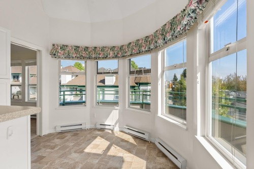 404-1576 Merklin Street, White Rock, BC 