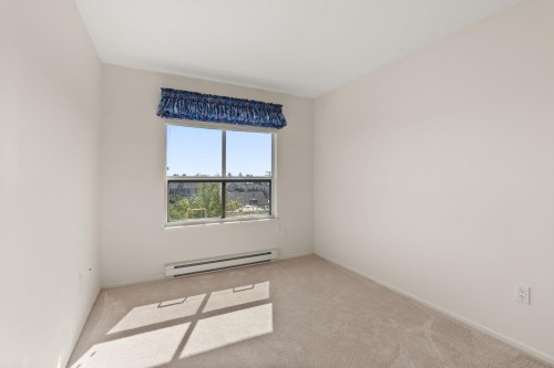 404-1576 Merklin Street, White Rock, BC 