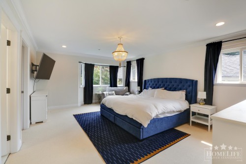 942 Maple Street, White Rock, BC 