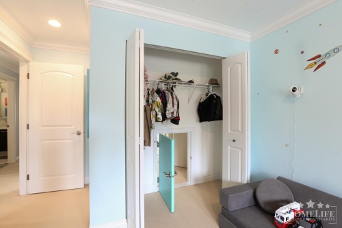 942 Maple Street, White Rock, BC 