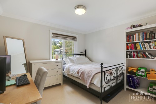 942 Maple Street, White Rock, BC 