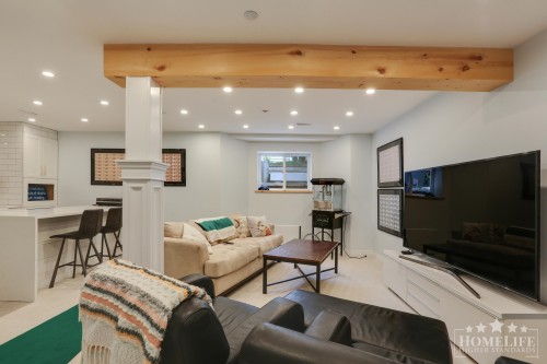 942 Maple Street, White Rock, BC 