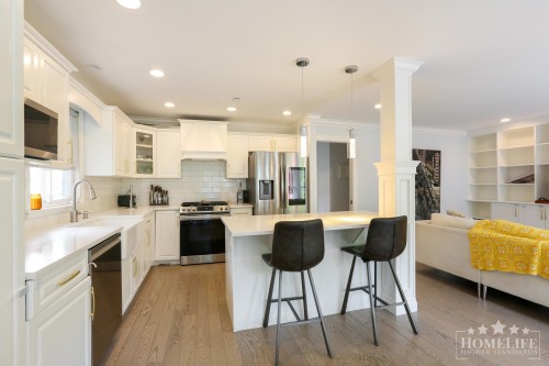 942 Maple Street, White Rock, BC 