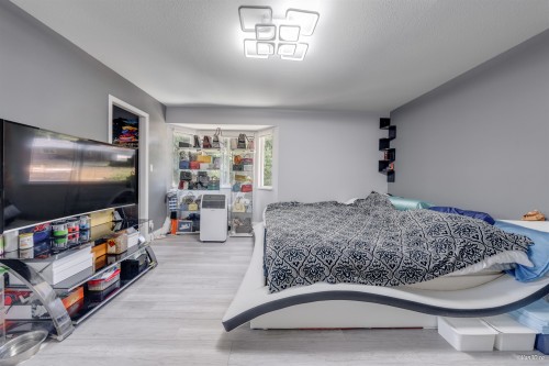 6841 142A Street, Surrey, BC 