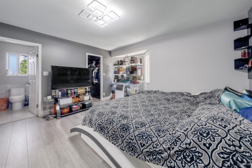 6841 142A Street, Surrey, BC 