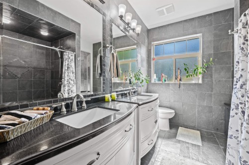 2518 Whatcom Road, Abbotsford, BC 