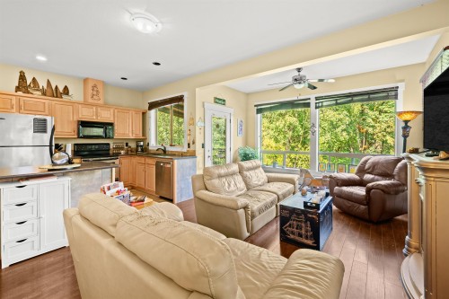 2518 Whatcom Road, Abbotsford, BC 