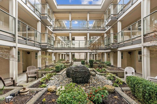 303-15255 18 Avenue  Surrey, BC V4A 1W9