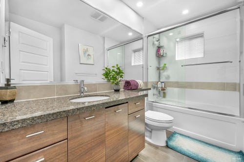 76-6299 144 Street, Surrey, BC 