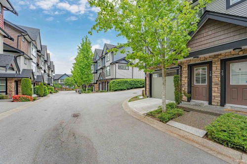 76-6299 144 Street, Surrey, BC 