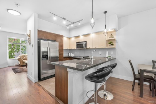 76-6299 144 Street, Surrey, BC 