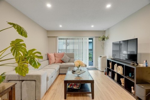 121-32850 George Ferguson Way  Abbotsford, BC V2S 7K1