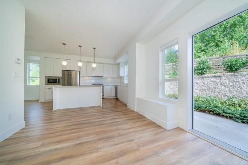 81-16561 17A Avenue, Surrey, BC 