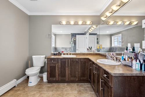 7227 202 Street, Langley, BC 