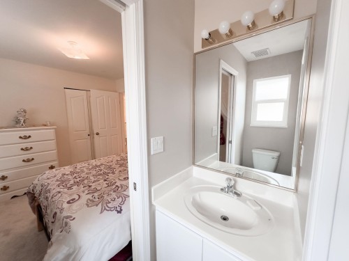 13699 58A Avenue, Surrey, BC 