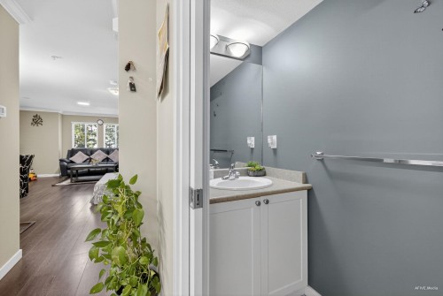 112-12711 64 Avenue, Surrey, BC 