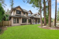 13096 24 Avenue  Surrey, BC V4A 2G1